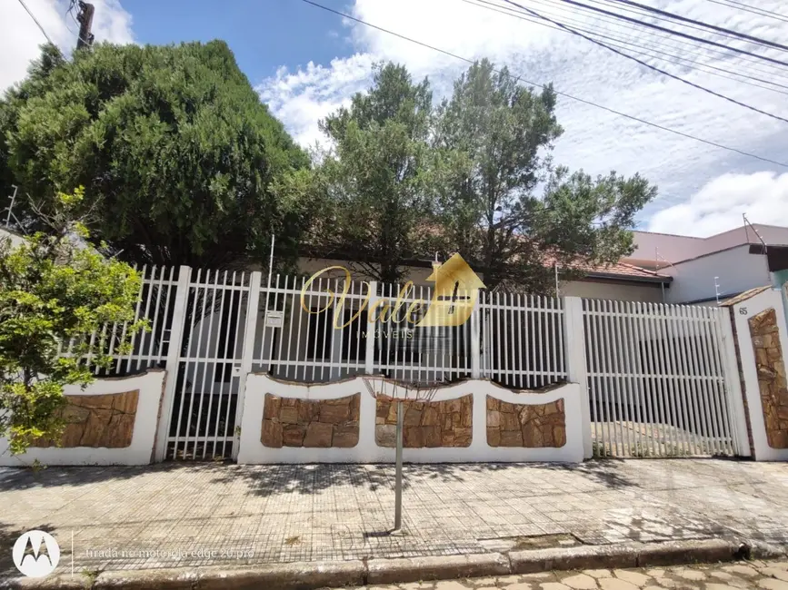 Foto 1 de Casa com 6 quartos à venda, 372m2 em Vila Resende, Cacapava - SP