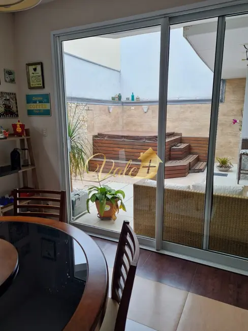 Casa de Condomínio com 3 quartos à venda, 255m2 em Sao Jose Dos Campos - SP - imagem 5 Foto 5 de Casa de Condomínio com 3 quartos à venda, 255m2 em Sao Jose Dos Campos - SP