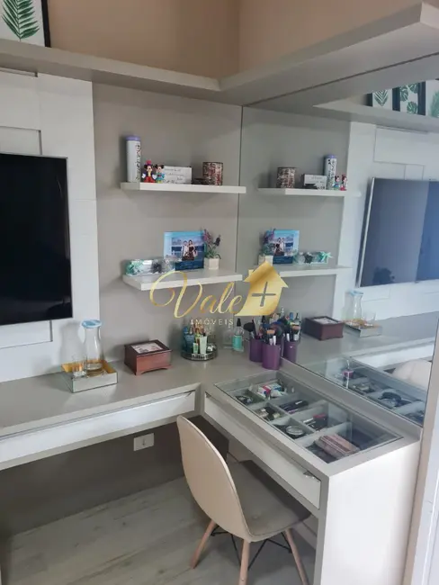 Casa de Condomínio com 3 quartos à venda, 255m2 em Sao Jose Dos Campos - SP - imagem 8 Foto 8 de Casa de Condomínio com 3 quartos à venda, 255m2 em Sao Jose Dos Campos - SP