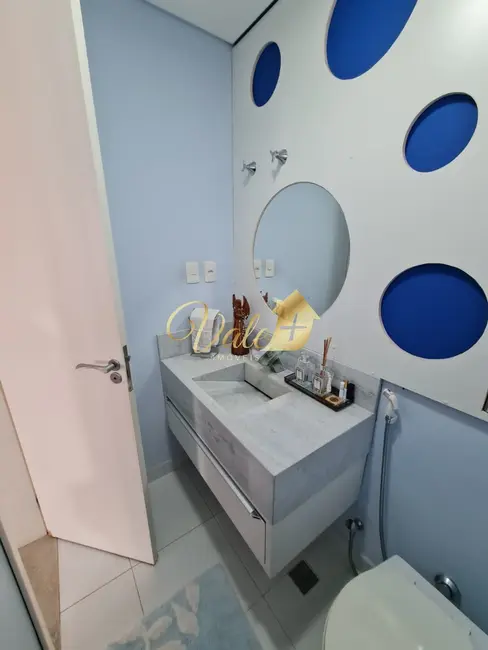 Casa de Condomínio com 3 quartos à venda, 255m2 em Sao Jose Dos Campos - SP - imagem 4 Foto 4 de Casa de Condomínio com 3 quartos à venda, 255m2 em Sao Jose Dos Campos - SP