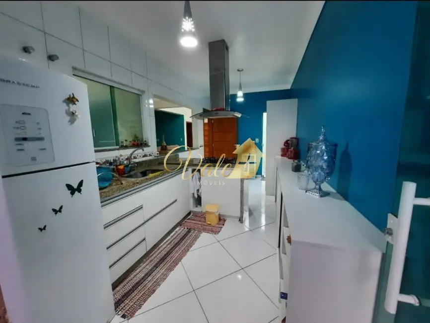 Foto 9 de Casa de Condomínio com 3 quartos à venda, 212m2 em Tremembe - SP