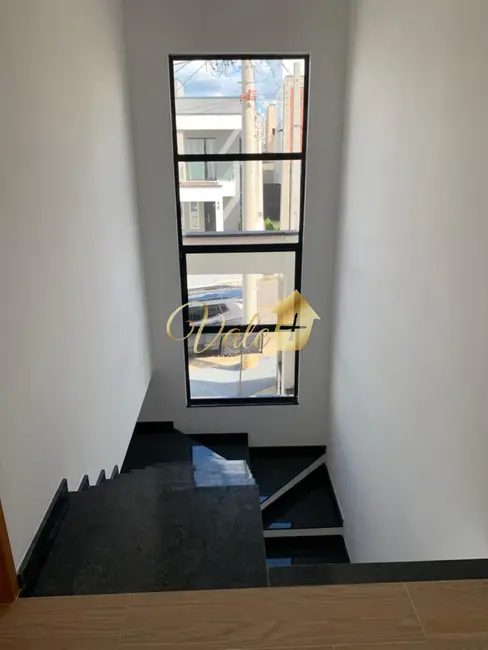 Casa de Condomínio com 3 quartos à venda, 176m2 em Morada dos Nobres, Taubate - SP - imagem 3 Foto 3 de Casa de Condomínio com 3 quartos à venda, 176m2 em Morada dos Nobres, Taubate - SP