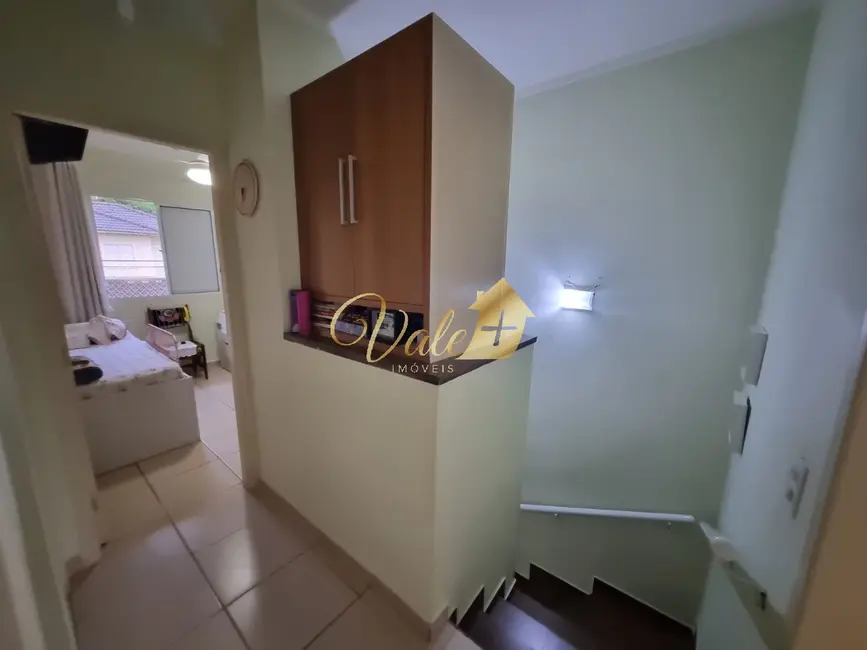 Foto 4 de Casa de Condomínio com 3 quartos à venda, 110m2 em Loteamento Fernando Camargo Nogueira, Taubate - SP