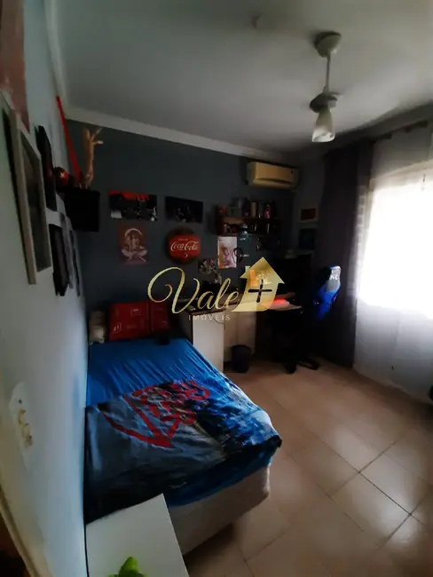 Foto 7 de Casa de Condomínio com 4 quartos à venda, 450m2 em Sao Jose Dos Campos - SP