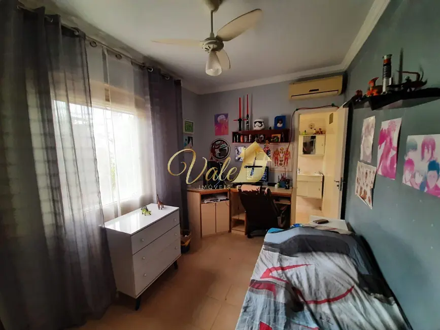 Foto 4 de Casa de Condomínio com 4 quartos à venda, 450m2 em Sao Jose Dos Campos - SP