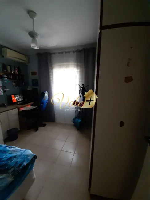 Foto 1 de Casa de Condomínio com 4 quartos à venda, 450m2 em Sao Jose Dos Campos - SP