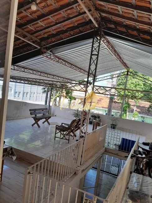 Casa com 5 quartos à venda, 270m2 em Sao Jose Dos Campos - SP - imagem 1 Foto 1 de Casa com 5 quartos à venda, 270m2 em Sao Jose Dos Campos - SP