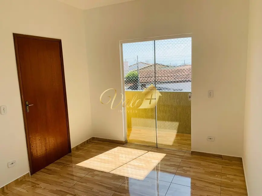 Foto 4 de Casa com 2 quartos à venda, 140m2 em Jardim Gurilândia, Taubate - SP