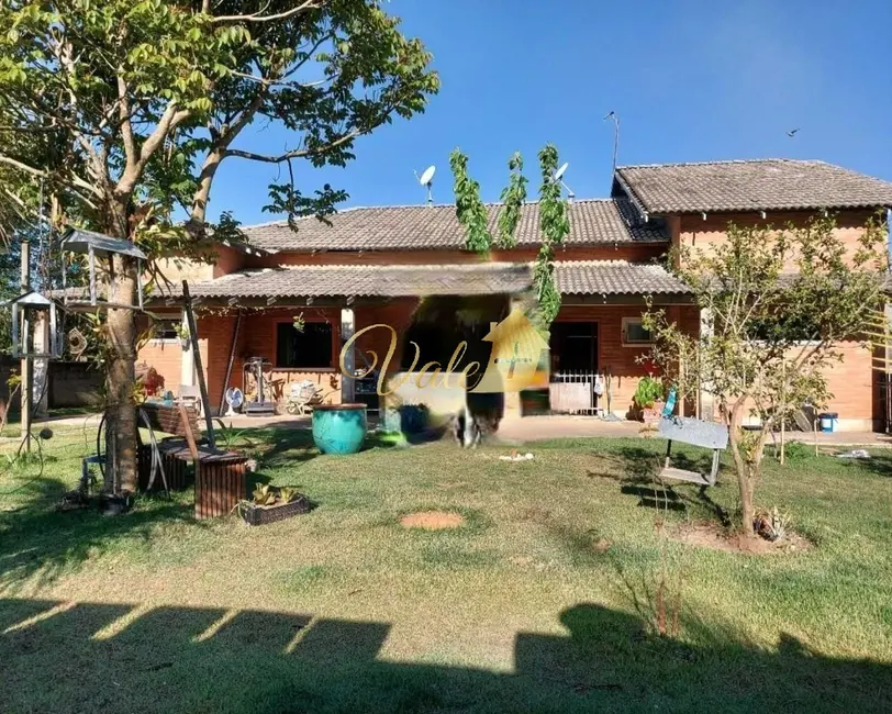 Foto 3 de Casa de Condomínio com 3 quartos à venda, 300m2 em Condomínio Parque Vale dos Lagos, Jacarei - SP