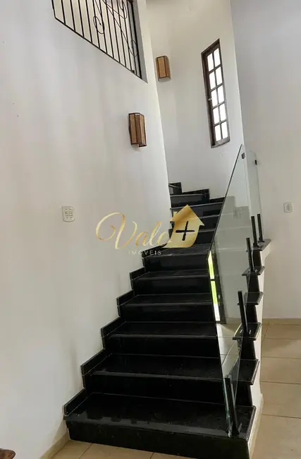 Foto 3 de Casa com 5 quartos à venda, 430m2 em Sao Jose Dos Campos - SP