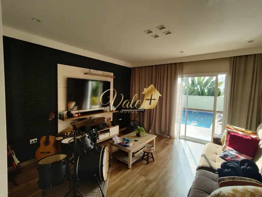 Foto 9 de Casa de Condomínio com 5 quartos à venda, 325m2 em Sao Jose Dos Campos - SP