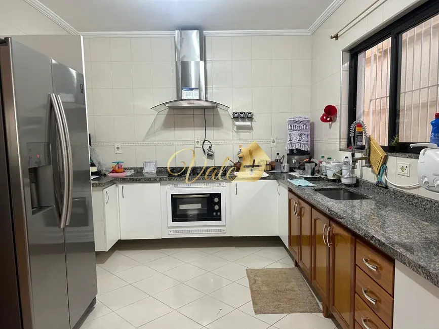 Foto 6 de Casa com 3 quartos à venda, 230m2 em Sao Jose Dos Campos - SP