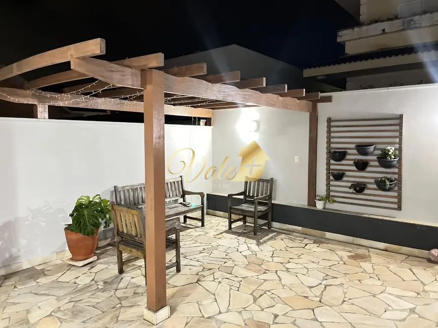 Foto 6 de Casa de Condomínio com 3 quartos à venda, 288m2 em Cacapava - SP