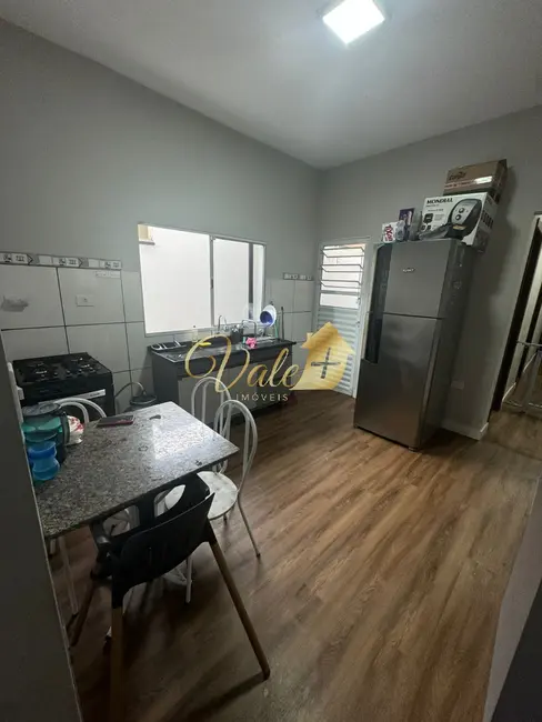 Foto 6 de Casa com 2 quartos à venda, 110m2 em Tremembe - SP