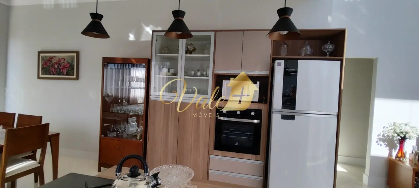 Foto 9 de Casa de Condomínio com 3 quartos à venda, 177m2 em Tremembe - SP