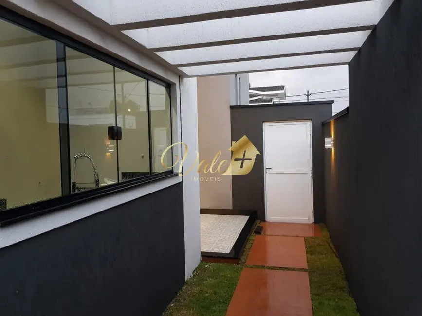 Foto 4 de Casa de Condomínio com 3 quartos à venda, 177m2 em Tremembe - SP