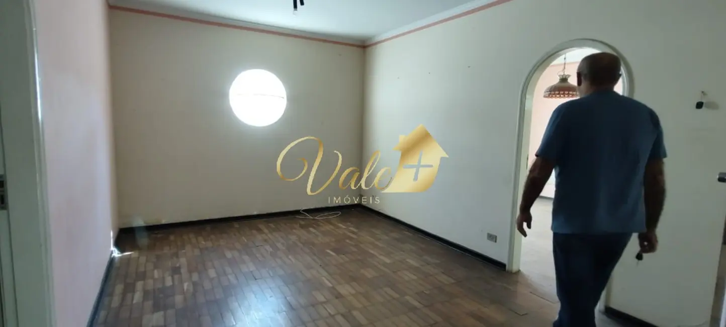 Sala Comercial com 4 quartos à venda, 320m2 em Sao Jose Dos Campos - SP - imagem 6 Foto 6 de Sala Comercial com 4 quartos à venda, 320m2 em Sao Jose Dos Campos - SP