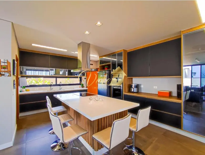 Foto 9 de Casa de Condomínio com 4 quartos à venda, 409m2 em Sao Jose Dos Campos - SP