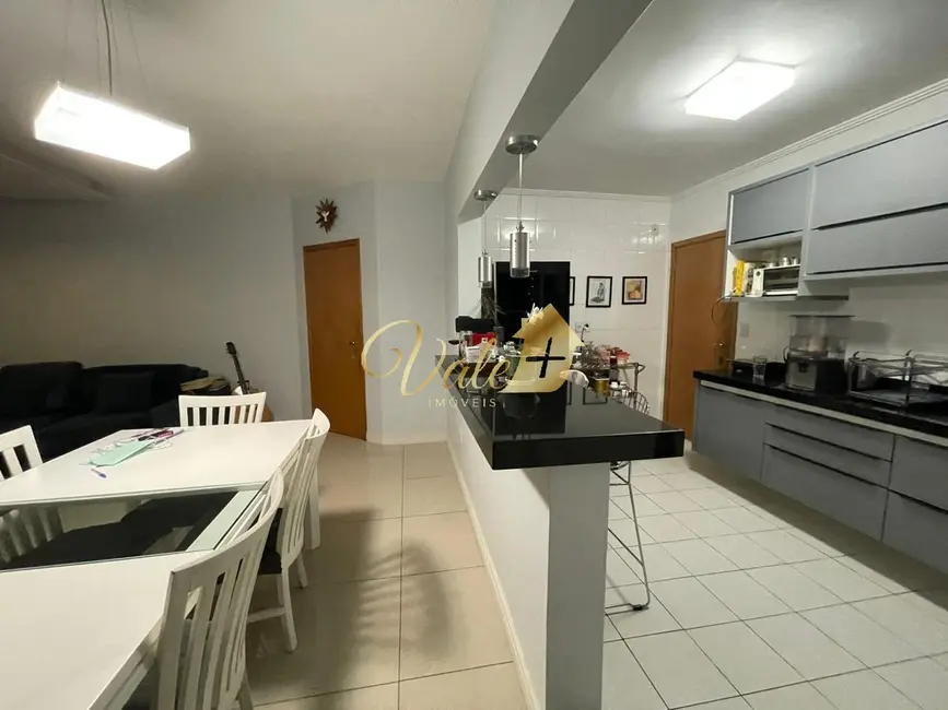 Apartamento com 3 quartos à venda, 90m2 em Sao Jose Dos Campos - SP - imagem 3 Foto 3 de Apartamento com 3 quartos à venda, 90m2 em Sao Jose Dos Campos - SP