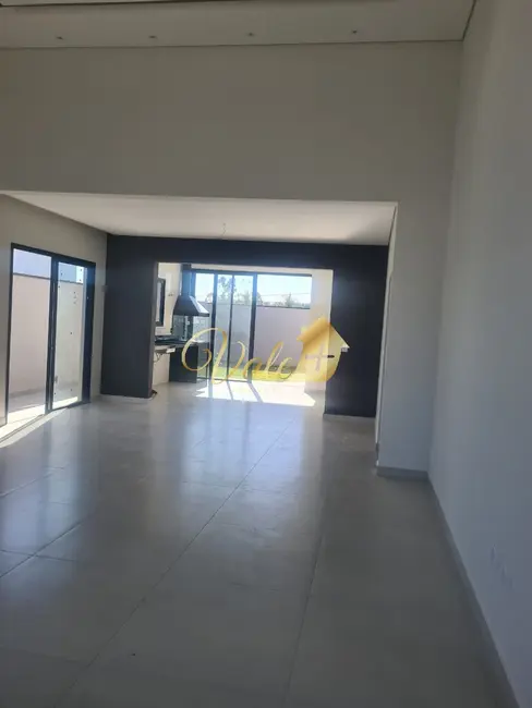 Foto 2 de Casa de Condomínio com 3 quartos à venda, 150m2 em Cacapava - SP