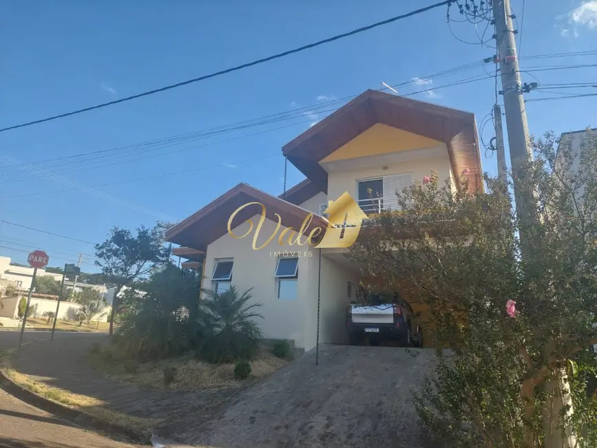 Foto 3 de Casa de Condomínio com 3 quartos à venda, 216m2 em Cacapava - SP