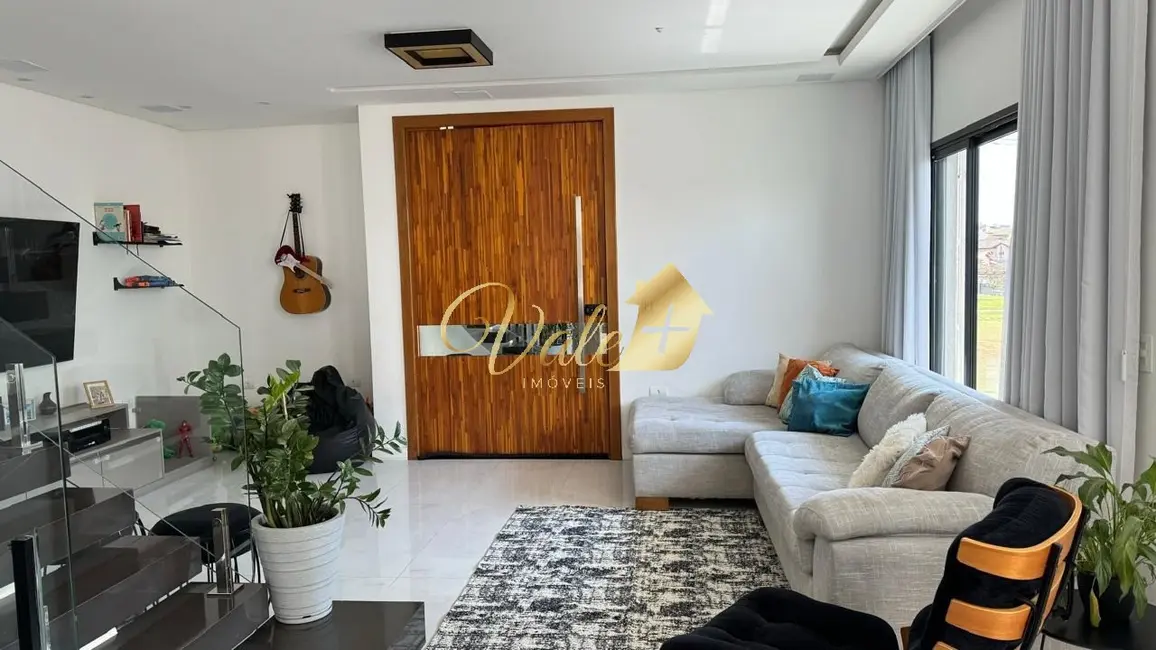 Foto 7 de Casa de Condomínio com 3 quartos à venda, 270m2 em Condomínio Residencial Fogaça, Jacarei - SP