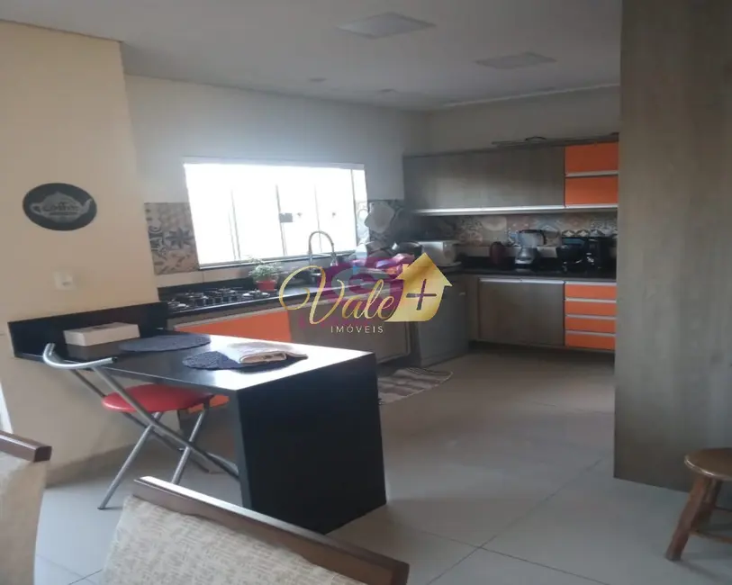 Foto 7 de Casa de Condomínio com 3 quartos à venda, 210m2 em Condomínio Residencial Fogaça, Jacarei - SP