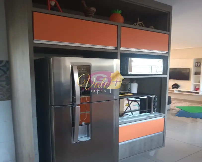 Foto 6 de Casa de Condomínio com 3 quartos à venda, 210m2 em Condomínio Residencial Fogaça, Jacarei - SP