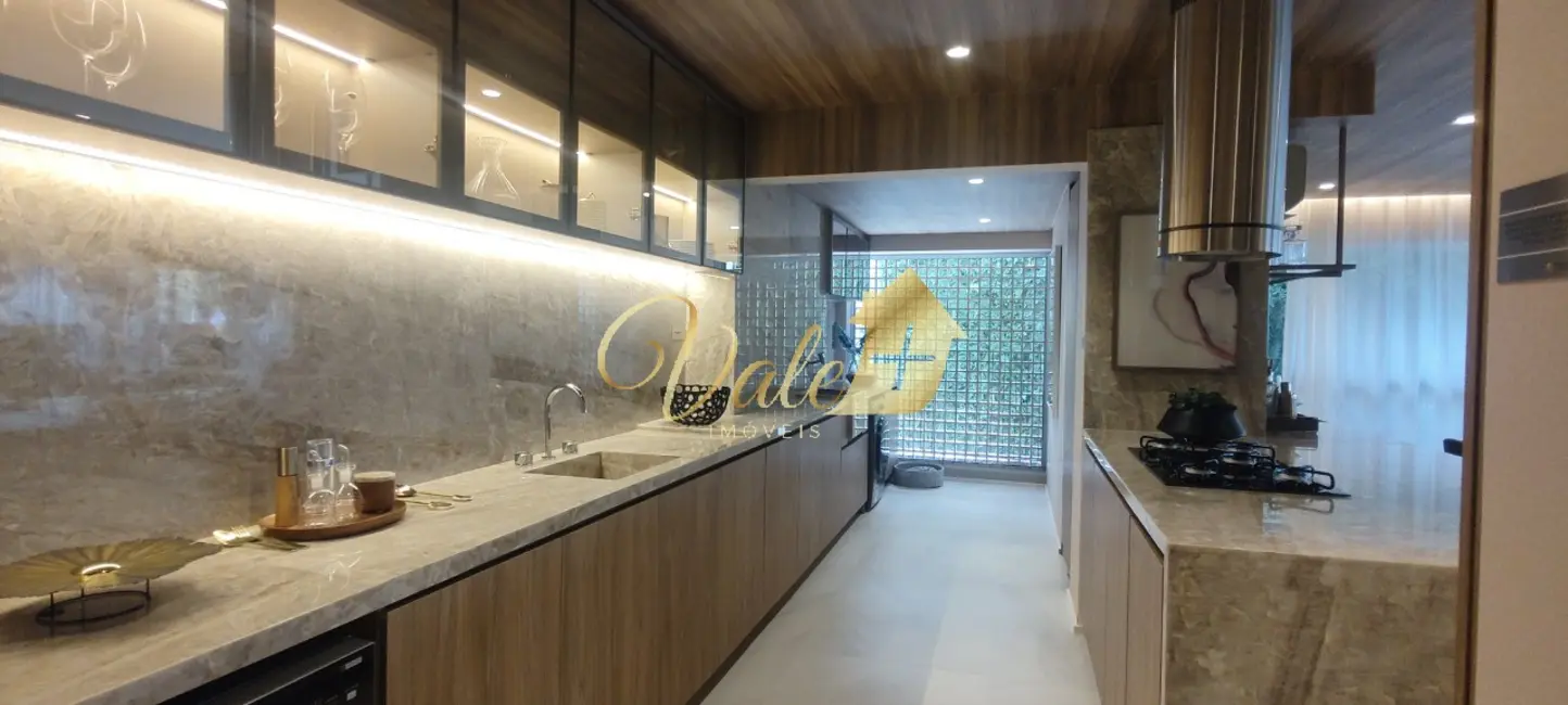 Apartamento com 3 quartos à venda, 183m2 em Vila Mariana, São Paulo - SP - imagem 4 Foto 4 de Apartamento com 3 quartos à venda, 183m2 em Vila Mariana, São Paulo - SP