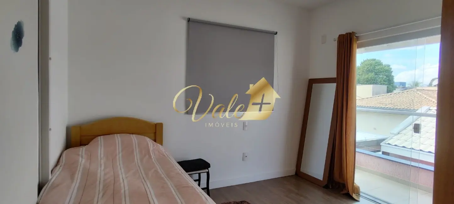 Foto 7 de Casa de Condomínio com 4 quartos à venda, 200m2 em Tremembe - SP