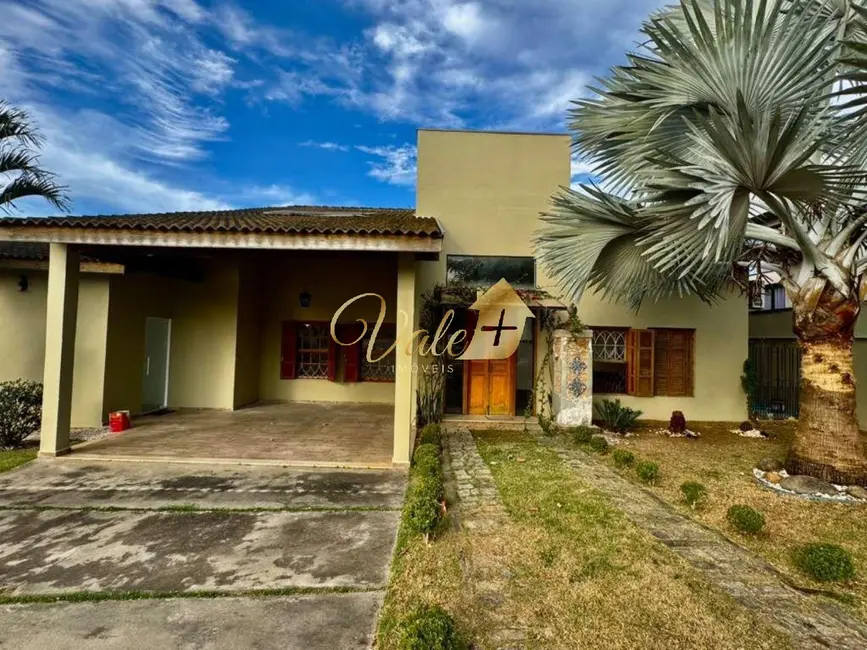 Foto 3 de Casa de Condomínio com 3 quartos à venda e para alugar, 290m2 em Cacapava - SP