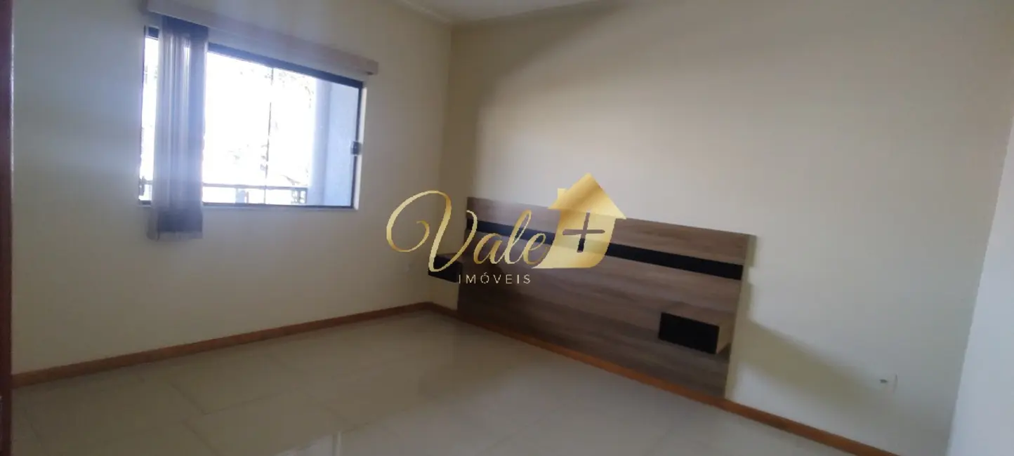 Foto 6 de Casa com 3 quartos à venda, 270m2 em Campos Elíseos, Taubate - SP