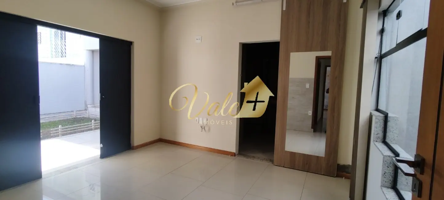 Foto 7 de Casa com 3 quartos à venda, 270m2 em Campos Elíseos, Taubate - SP