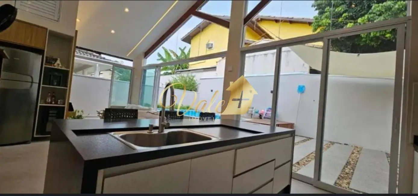 Foto 6 de Casa de Condomínio com 3 quartos à venda, 175m2 em Loteamento Villa Branca, Jacarei - SP