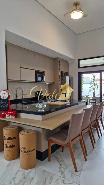 Foto 4 de Casa de Condomínio com 3 quartos à venda, 134m2 em Cacapava - SP