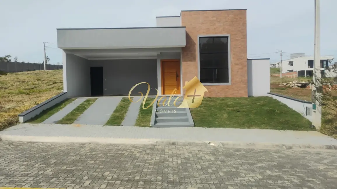 Foto 1 de Casa de Condomínio com 3 quartos à venda, 154m2 em Sapé II, Cacapava - SP