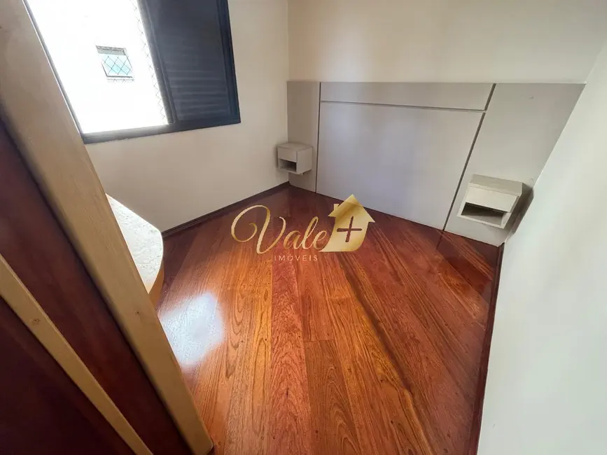 Foto 5 de Apartamento com 3 quartos para alugar, 118m2 em Sao Jose Dos Campos - SP