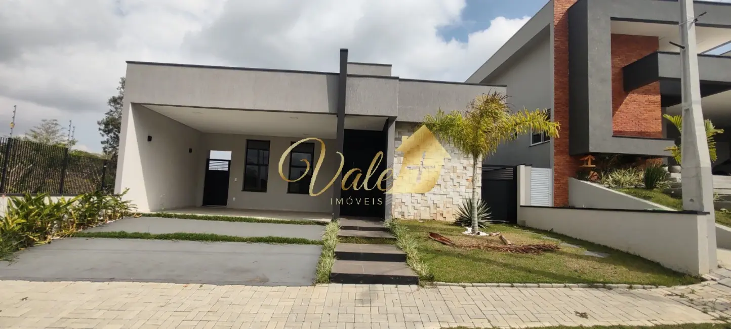 Foto 1 de Casa de Condomínio com 3 quartos à venda, 227m2 em Parque Residencial Maria Elmira, Cacapava - SP