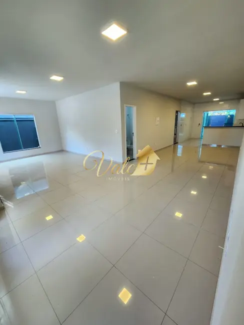 Foto 3 de Casa de Condomínio com 3 quartos à venda, 150m2 em Tremembe - SP