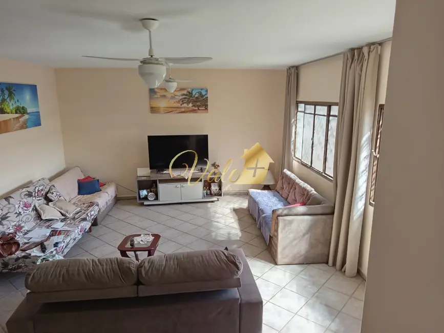 Foto 2 de Casa com 3 quartos à venda, 240m2 em Indaiá, Caraguatatuba - SP