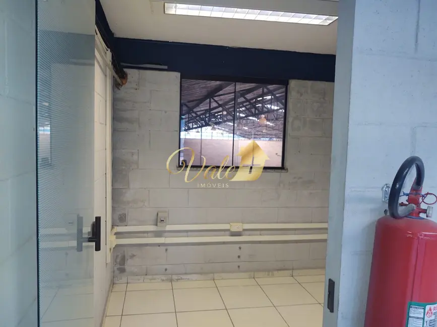 Armazém / Galpão à venda e para alugar, 360m2 em Sao Jose Dos Campos - SP - imagem 8 Foto 8 de Armazém / Galpão à venda e para alugar, 360m2 em Sao Jose Dos Campos - SP