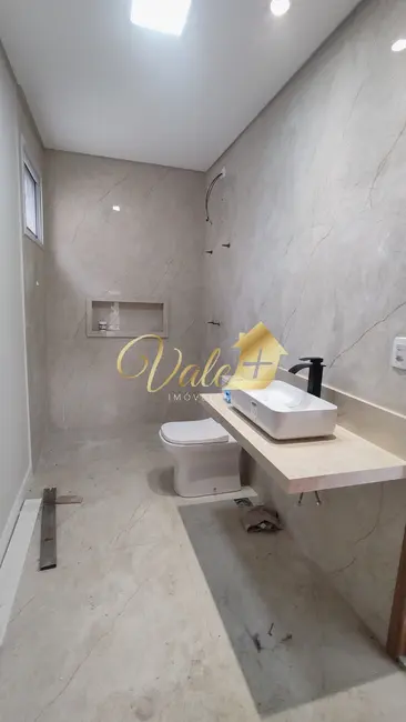 Foto 9 de Casa de Condomínio com 4 quartos à venda, 300m2 em Sao Jose Dos Campos - SP