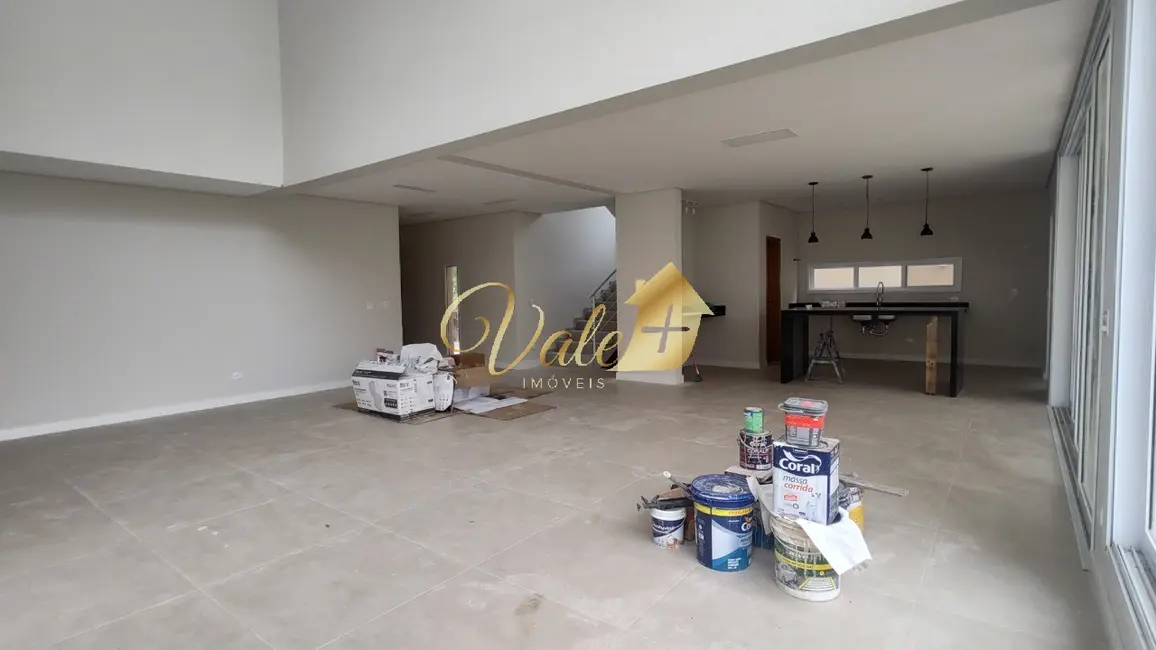 Foto 5 de Casa de Condomínio com 4 quartos à venda, 300m2 em Sao Jose Dos Campos - SP