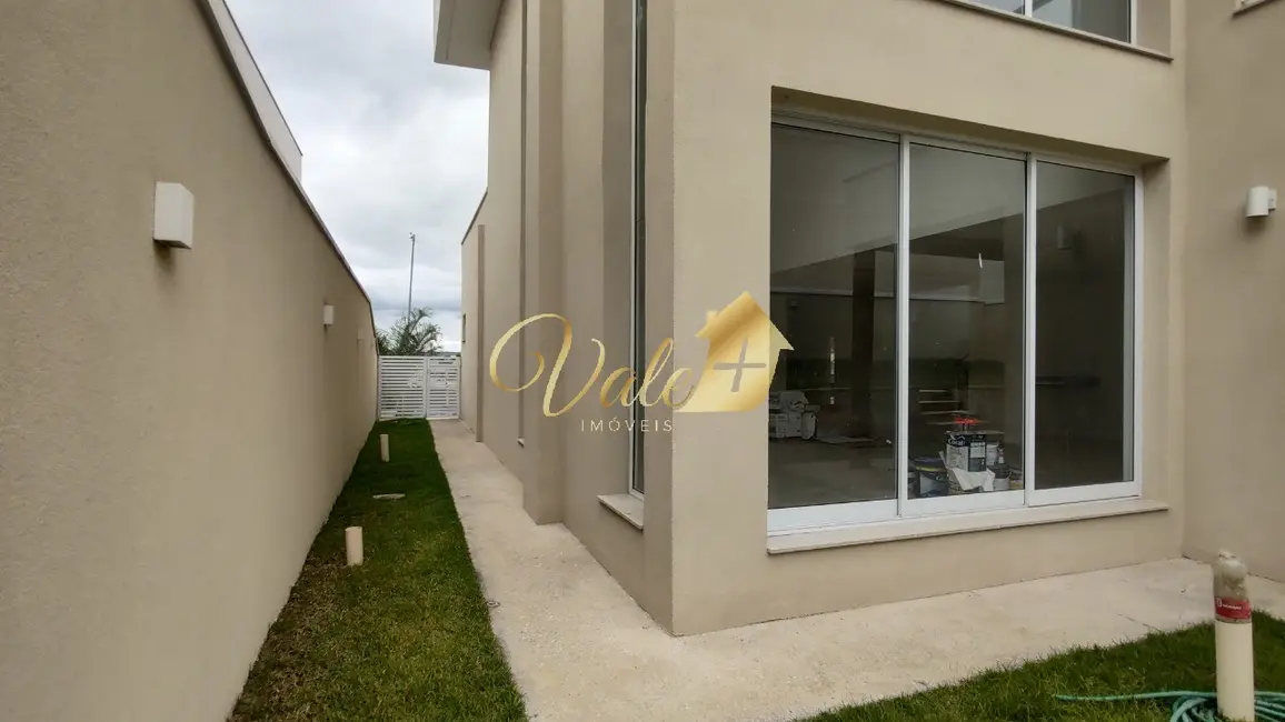 Foto 9 de Casa de Condomínio com 4 quartos à venda, 300m2 em Sao Jose Dos Campos - SP