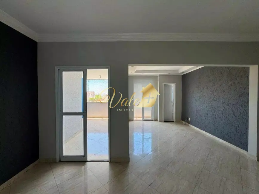 Apartamento com 4 quartos à venda, 175m2 em Sao Jose Dos Campos - SP - imagem 2 Foto 2 de Apartamento com 4 quartos à venda, 175m2 em Sao Jose Dos Campos - SP