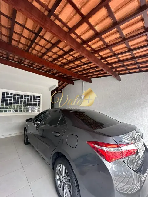 Foto 2 de Casa com 3 quartos à venda, 155m2 em Sao Jose Dos Campos - SP