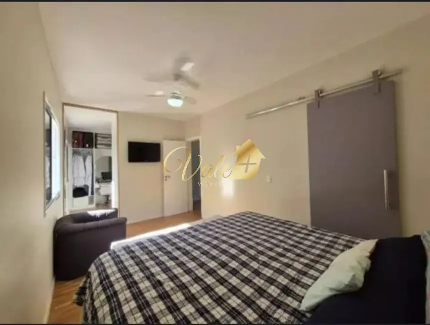 Foto 5 de Casa de Condomínio com 3 quartos à venda, 336m2 em Sao Jose Dos Campos - SP