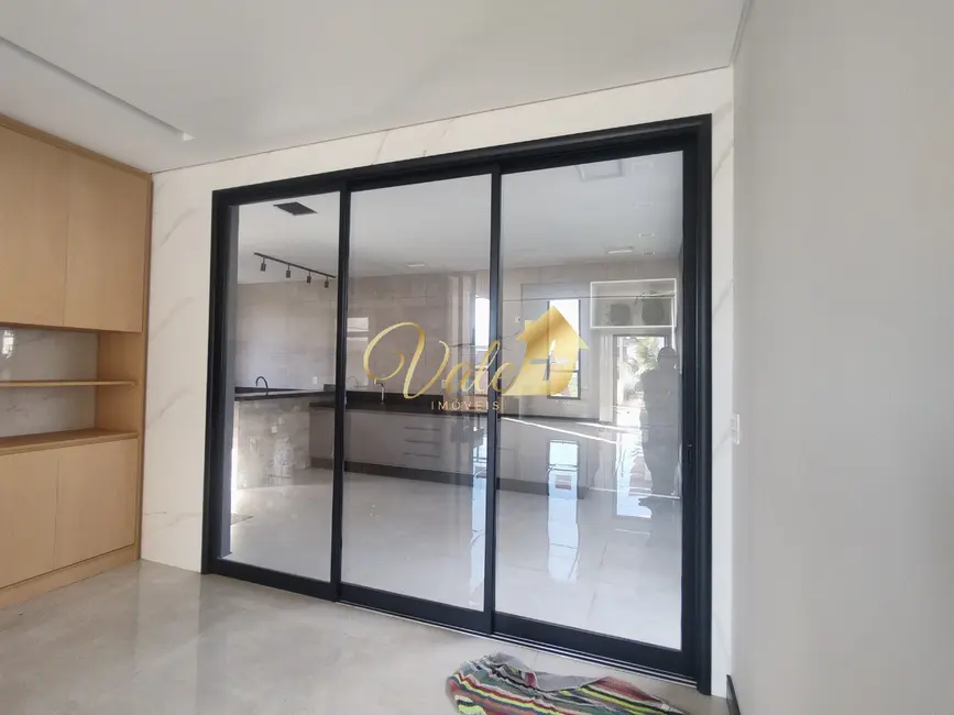 Foto 9 de Casa de Condomínio com 3 quartos à venda, 185m2 em Sao Jose Dos Campos - SP