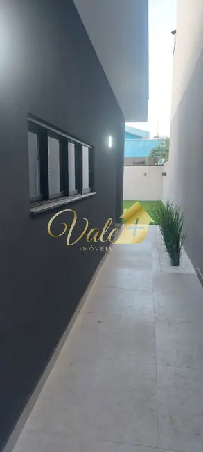 Foto 3 de Casa de Condomínio com 3 quartos à venda, 155m2 em Tremembe - SP