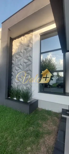 Foto 2 de Casa de Condomínio com 3 quartos à venda, 155m2 em Tremembe - SP